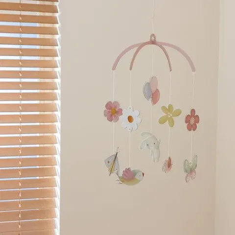 Χαρτονένιο μόμπιλε _Flowers & Butterflies_ FSC 3